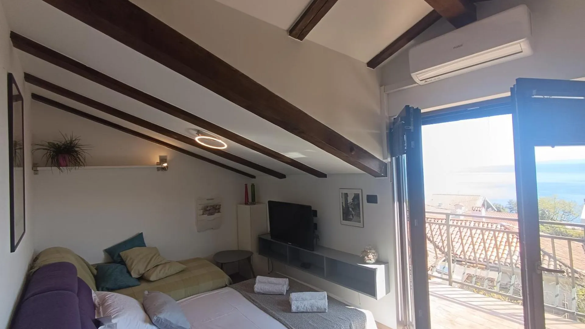 Fenix - Stunning View, Great Location & Free Parking Apartment Opatija